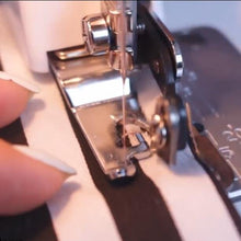 Load image into Gallery viewer, Side Cutter Overlock Presser Foot
